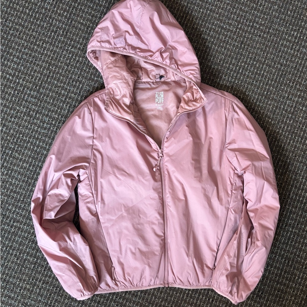 Aritzia Pillow Puff Jacket in Pink